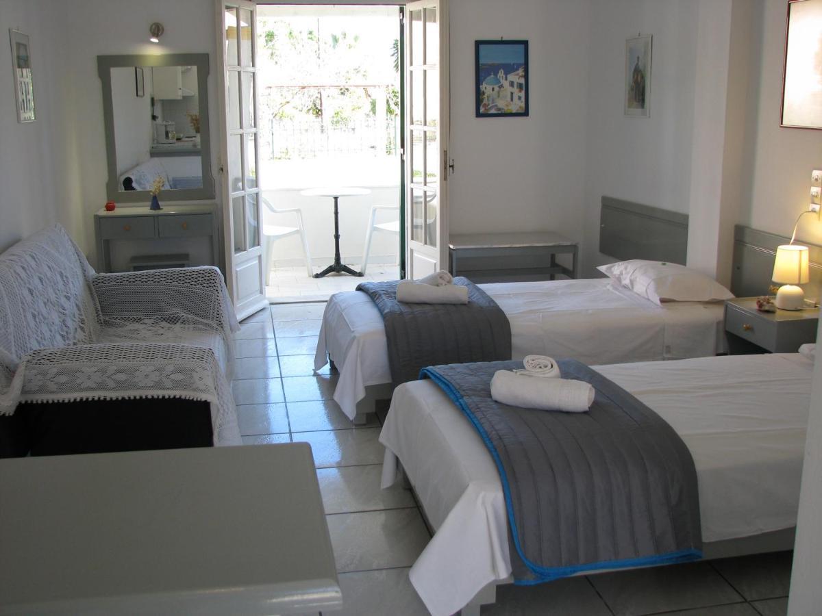 Dolphin Apt & Studios -Next To The Beach Roda  Buitenkant foto
